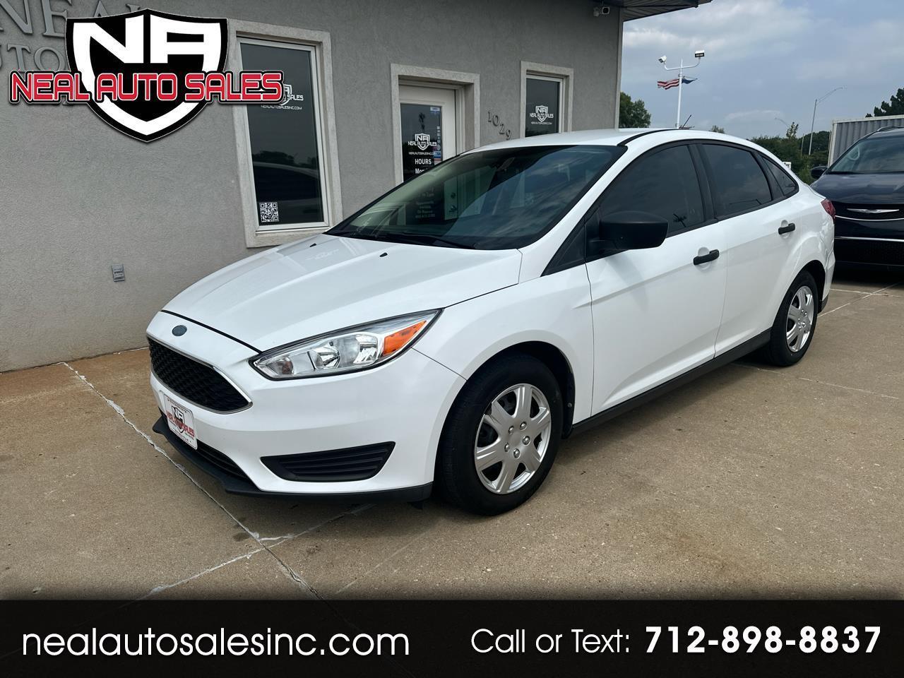 Ford Focus S Sedan 2017