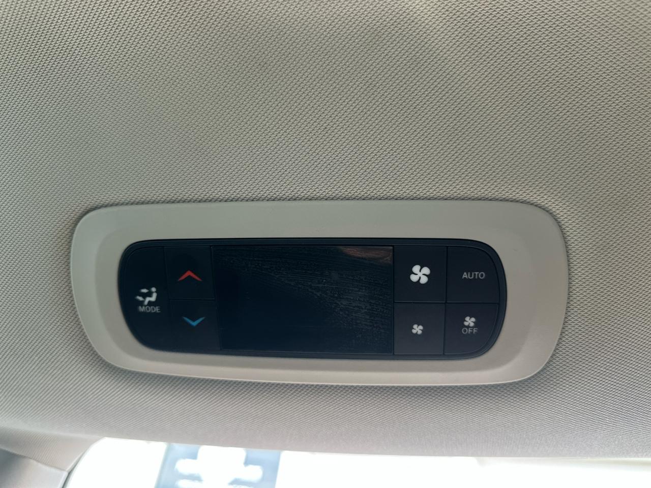 Chrysler Pacifica Touring L FWD 2019
