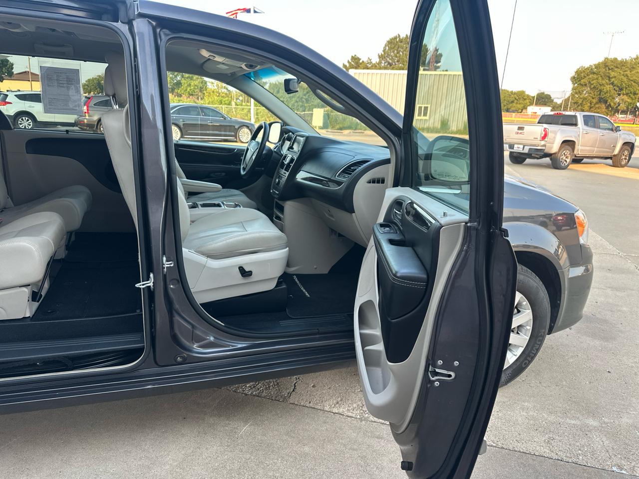 Chrysler Town & Country 4dr Wgn Touring 2015
