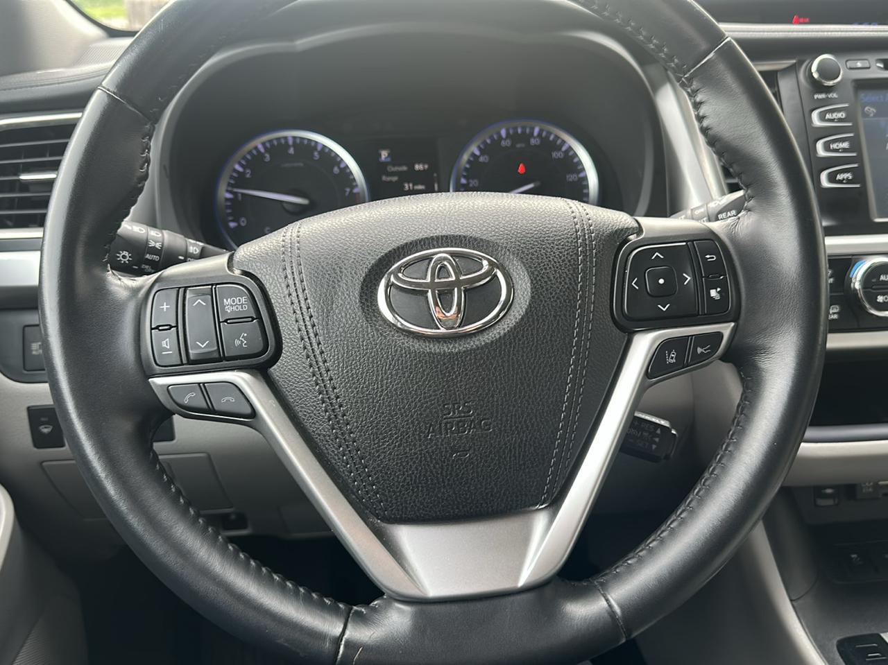 Toyota Highlander XLE V6 AWD (Natl) 2019