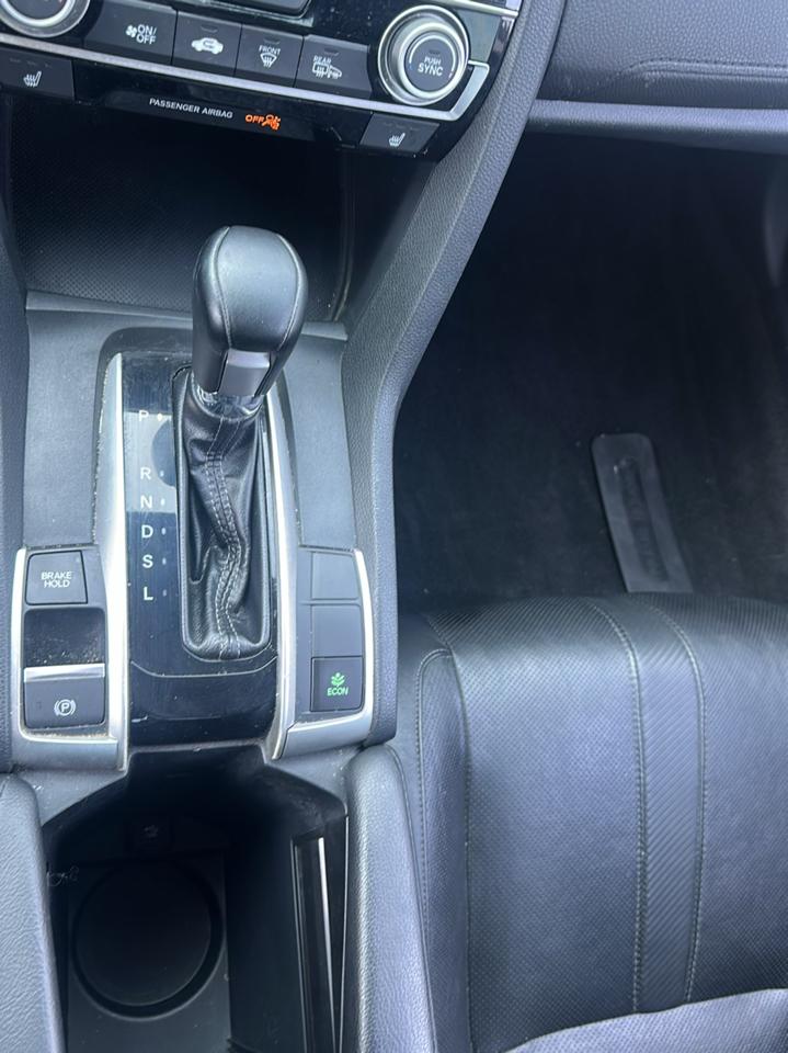 Honda Civic Sedan 4dr CVT Touring 2016