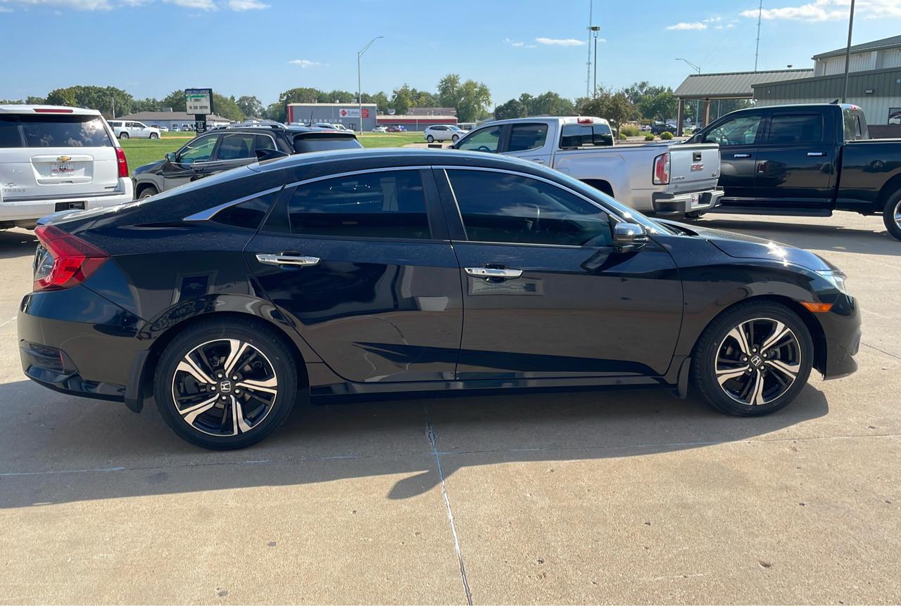 Honda Civic Sedan Touring CVT 2018
