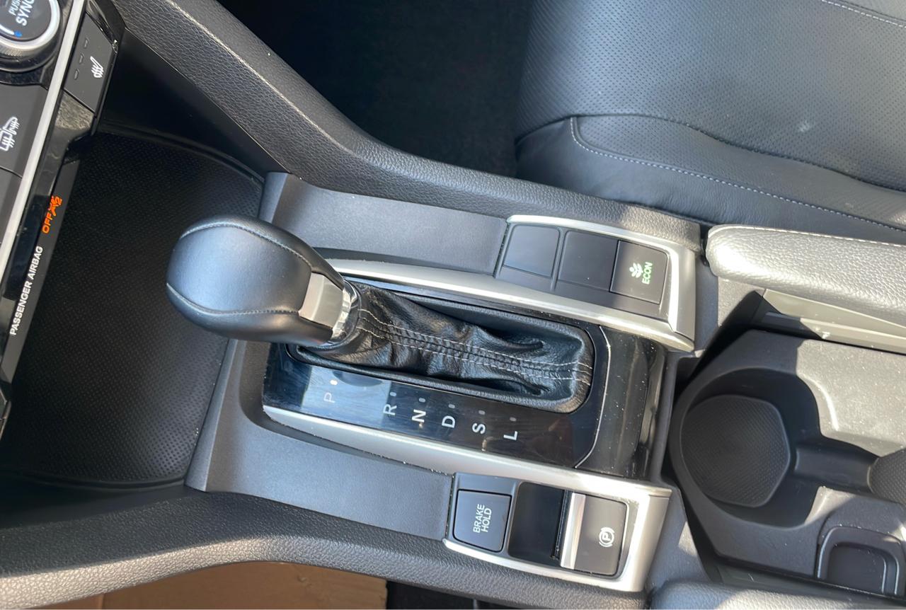 Honda Civic Sedan Touring CVT 2018