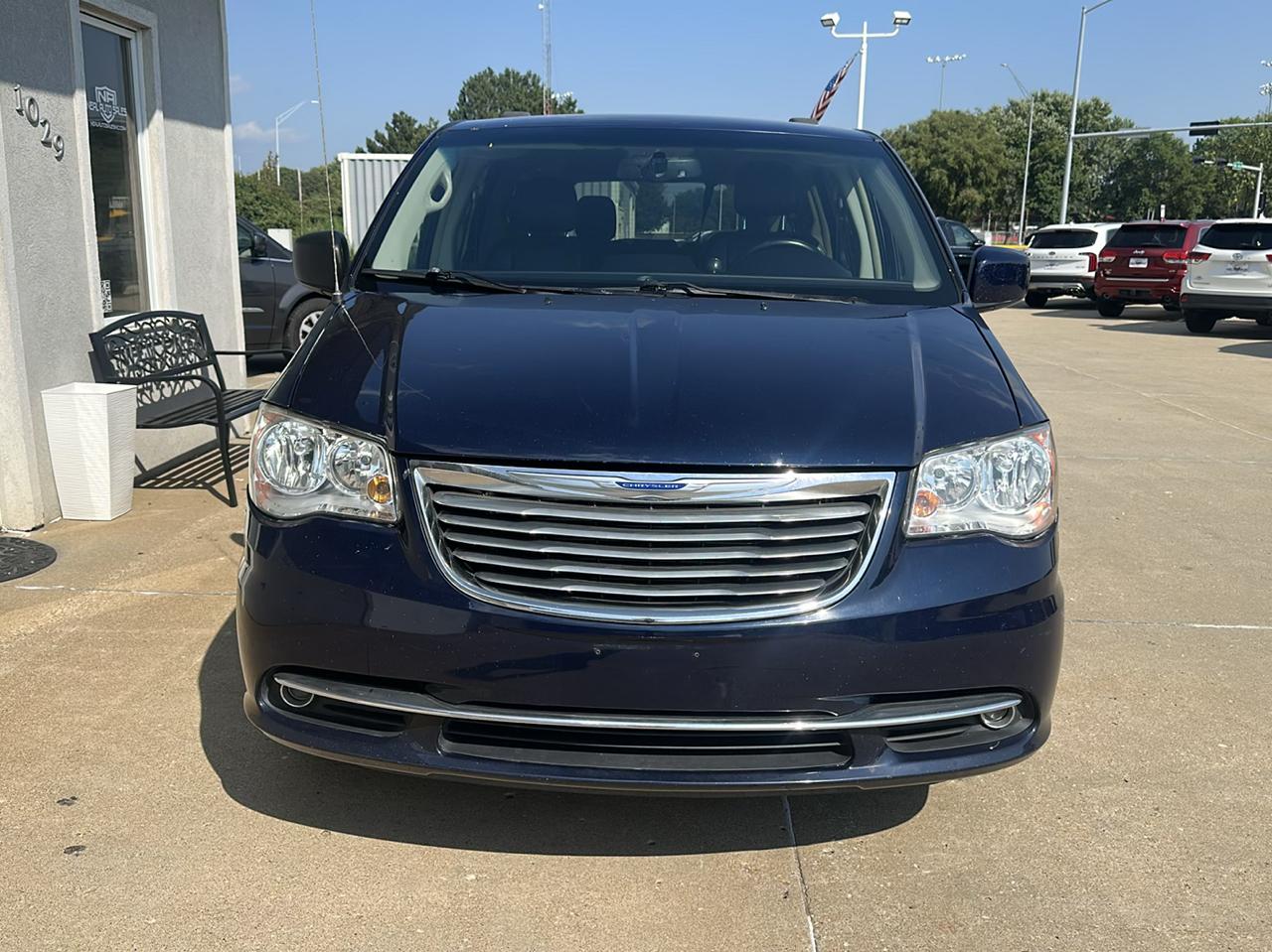 Chrysler Town & Country 4dr Wgn Touring 2014