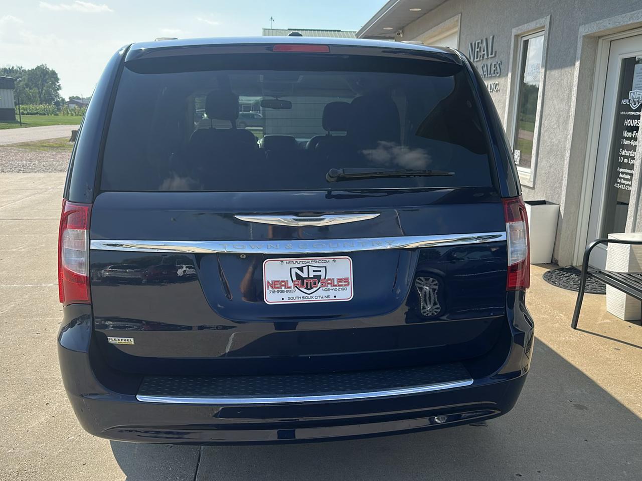 Chrysler Town & Country 4dr Wgn Touring 2014