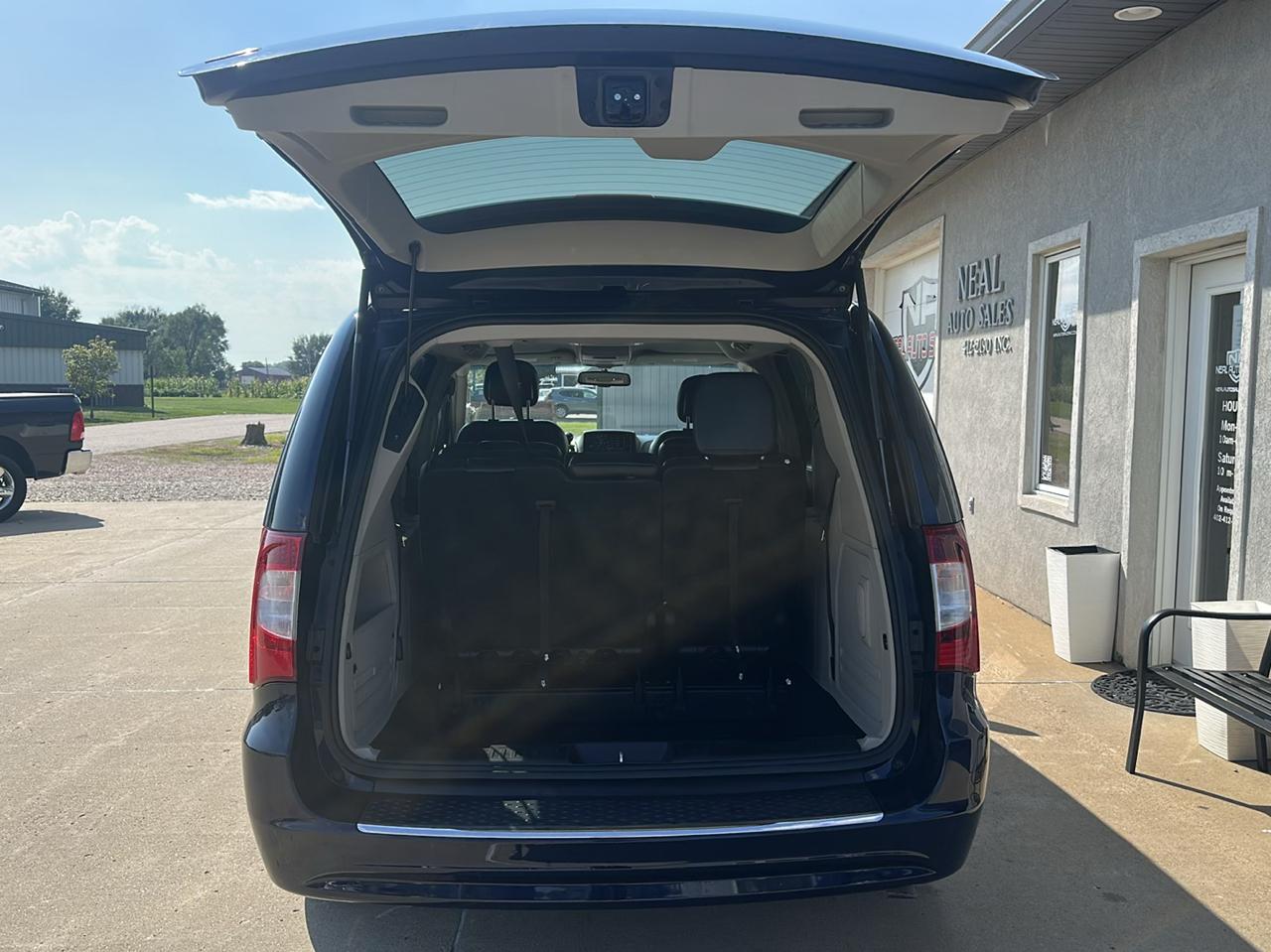 Chrysler Town & Country 4dr Wgn Touring 2014