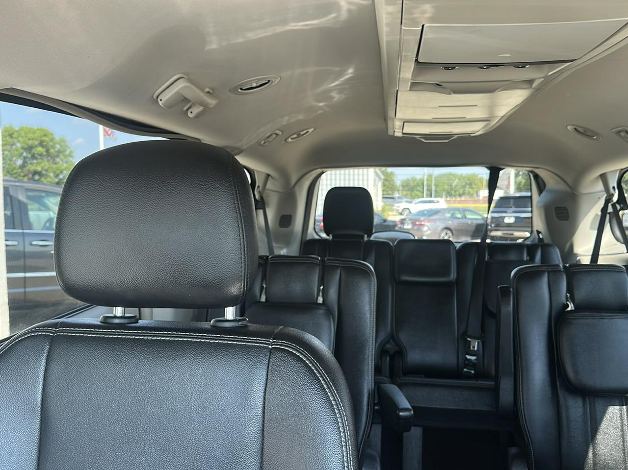 Chrysler Town & Country 4dr Wgn Touring 2014