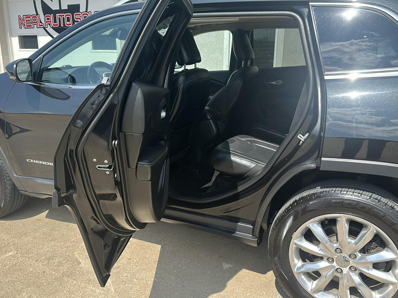 Jeep Cherokee 4WD 4dr Limited 2014