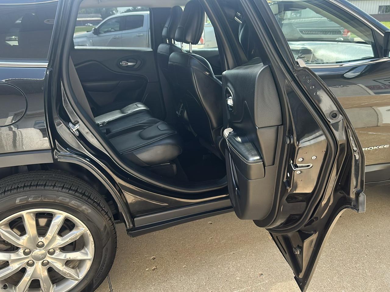 Jeep Cherokee 4WD 4dr Limited 2014