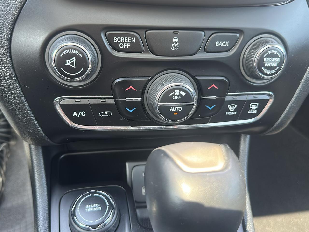 Jeep Cherokee 4WD 4dr Limited 2014