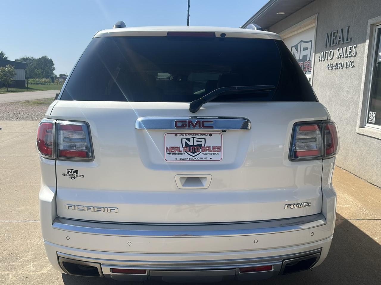 GMC Acadia AWD 4dr Denali 2014