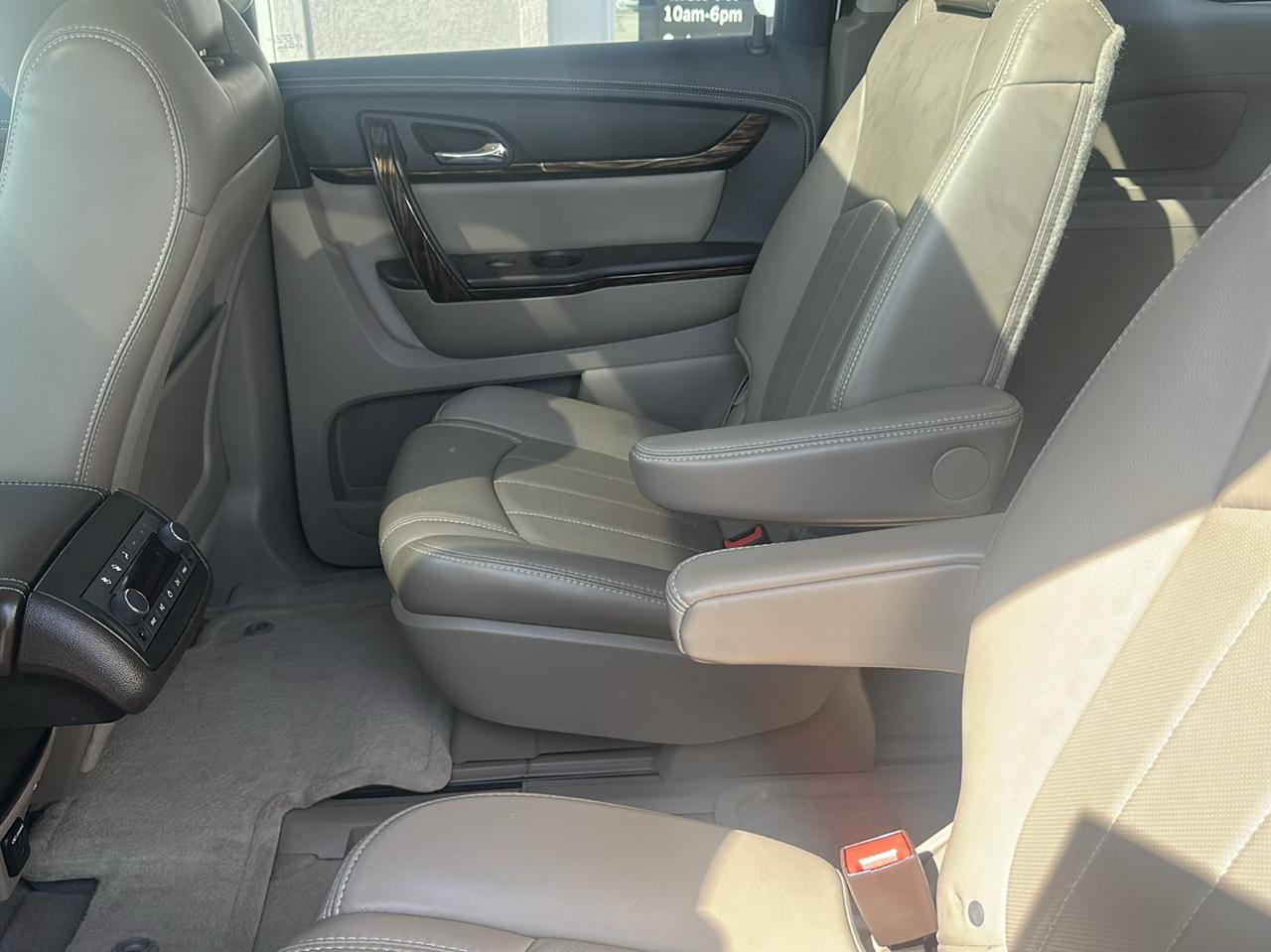 GMC Acadia AWD 4dr Denali 2014