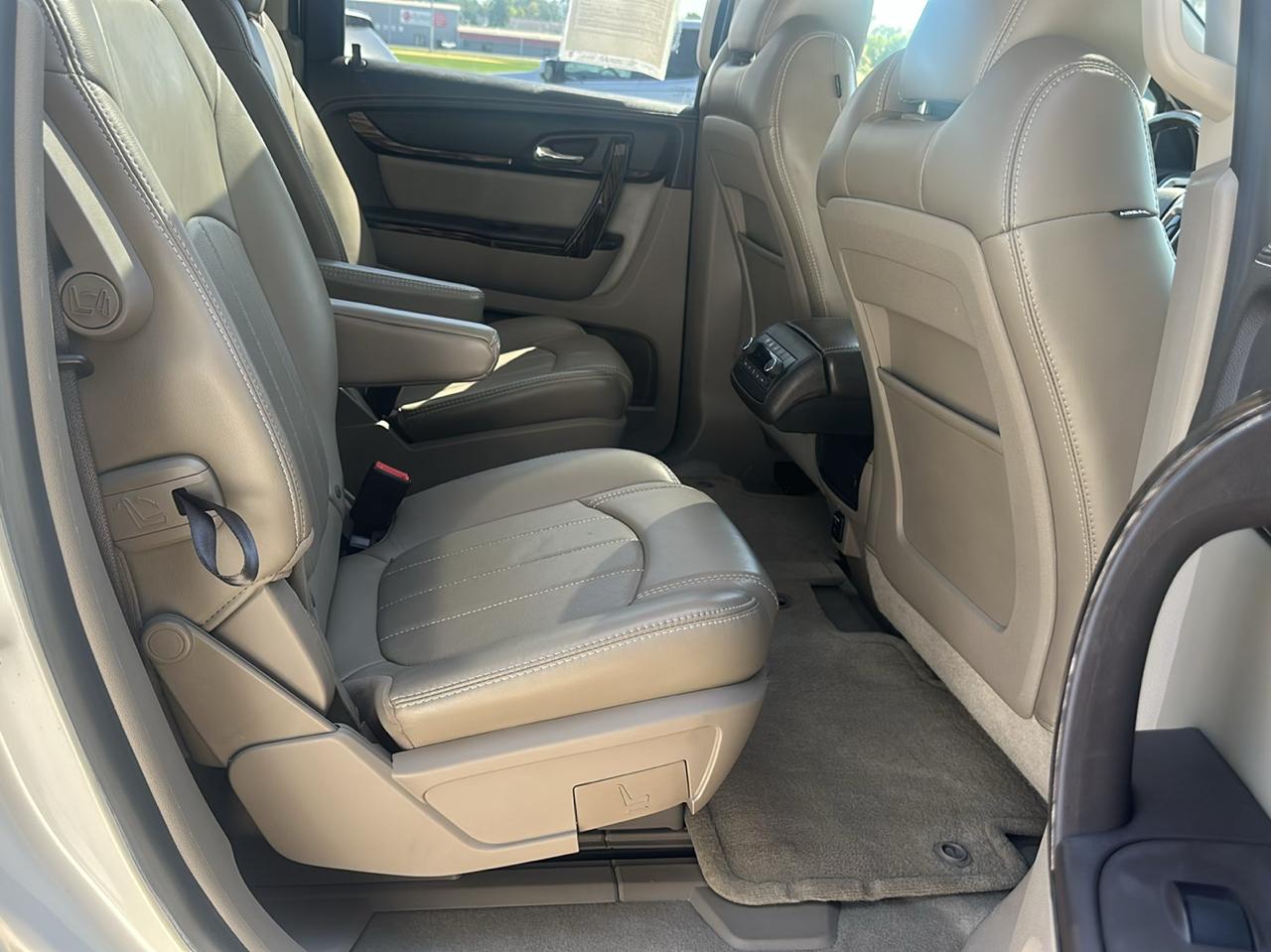 GMC Acadia AWD 4dr Denali 2014