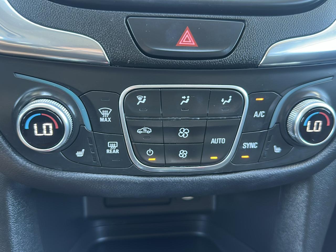 Chevrolet Equinox AWD 4dr LT w/1LT 2019