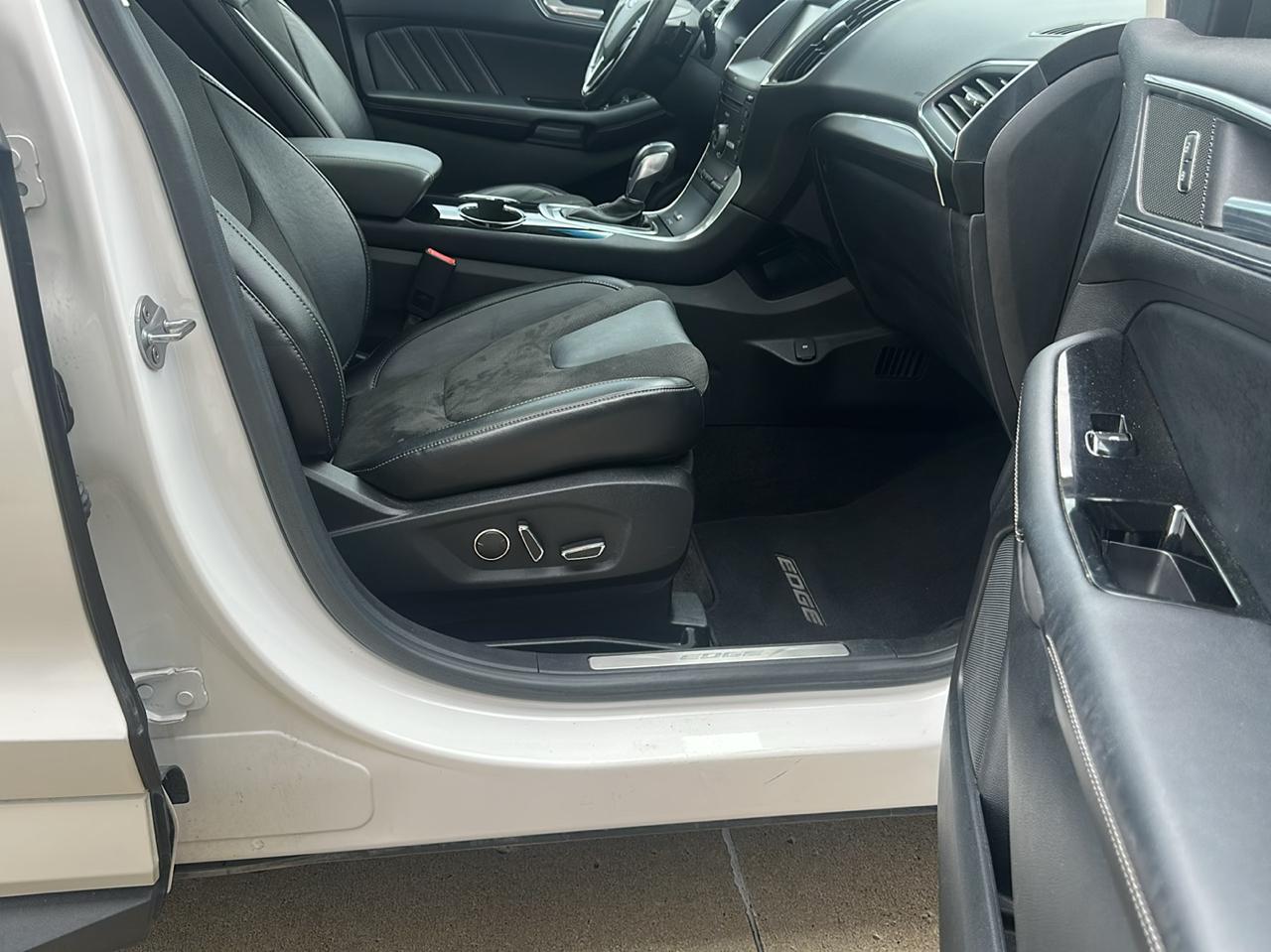 Ford Edge 4dr Sport AWD 2015