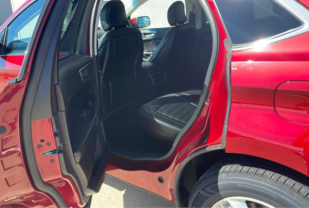 Ford Edge 4dr SEL AWD 2016