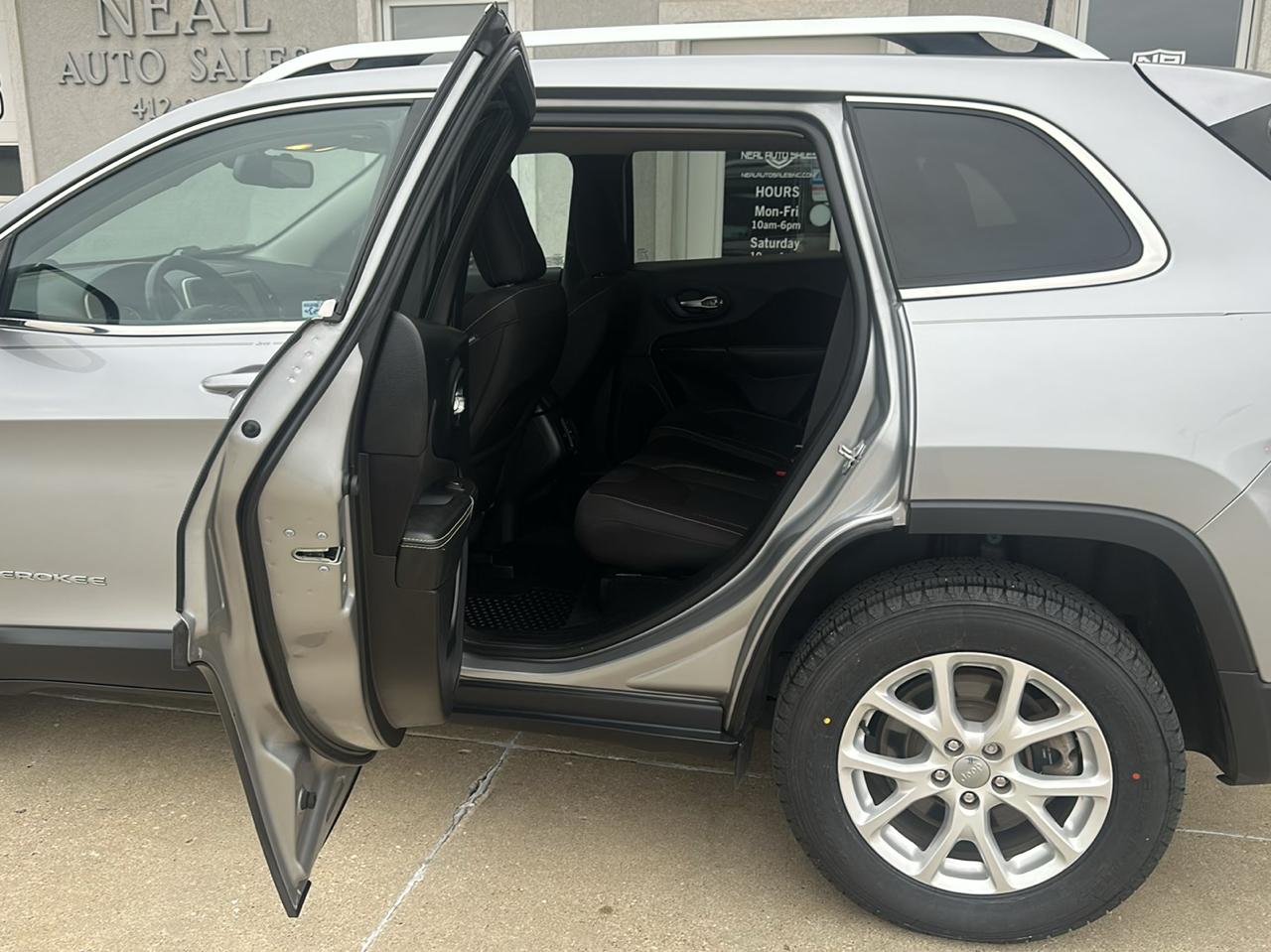 Jeep Cherokee 4WD 4dr Latitude 2016