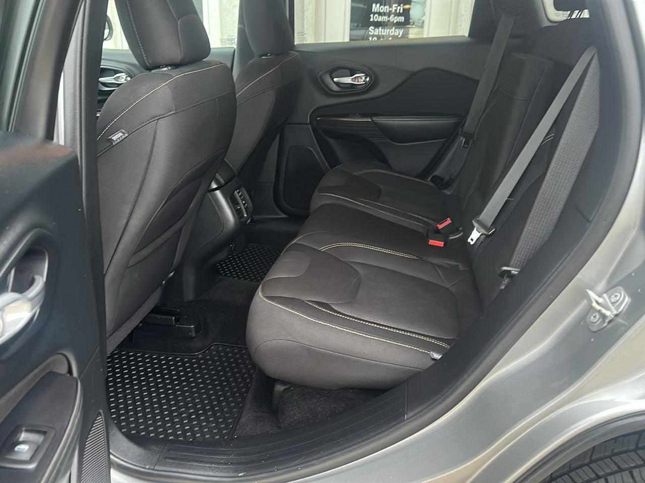 Jeep Cherokee 4WD 4dr Latitude 2016