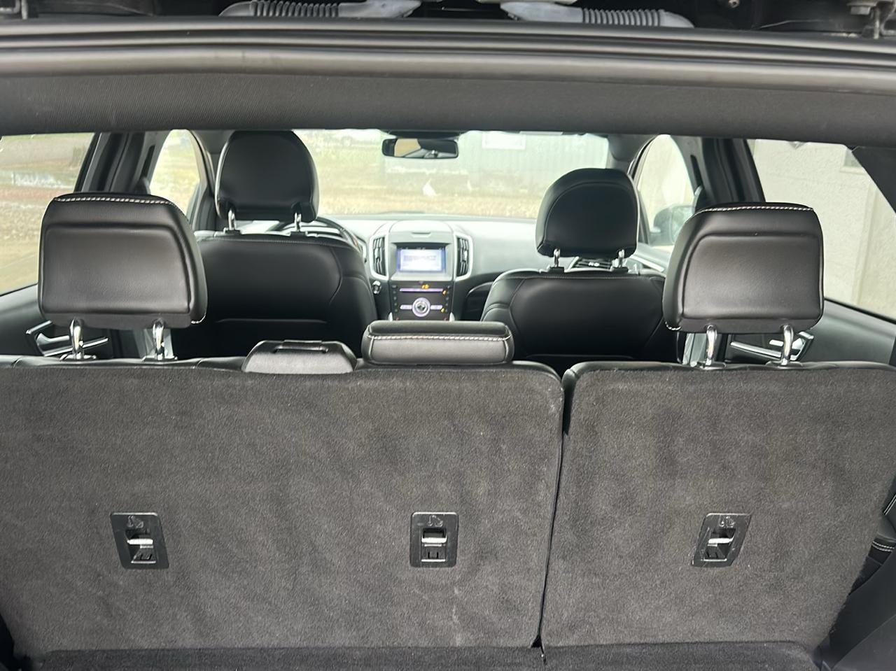 Ford Edge photo 7