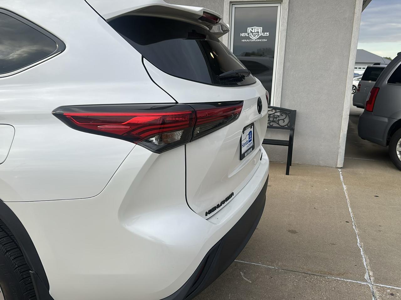 Toyota Highlander XLE AWD (Natl) 2021