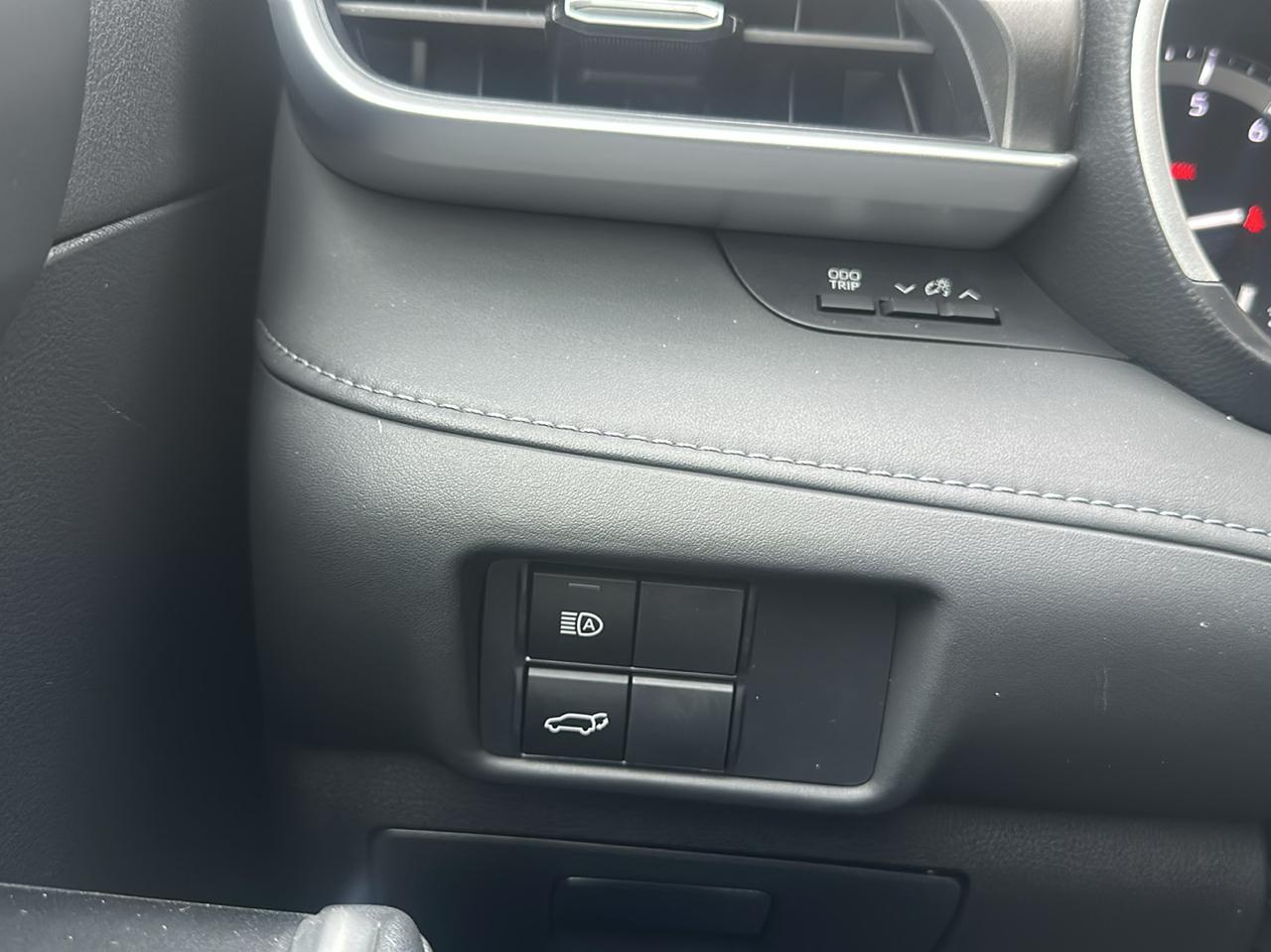 Toyota Highlander XLE AWD (Natl) 2021