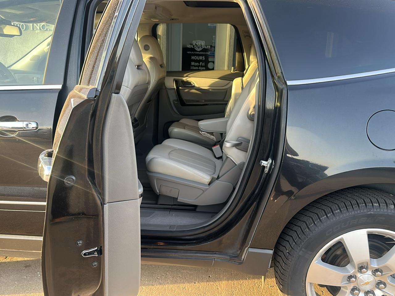 Chevrolet Traverse AWD 4dr LTZ 2015