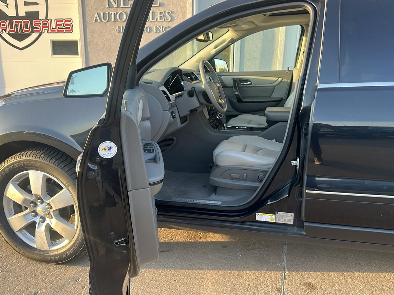 Chevrolet Traverse AWD 4dr LTZ 2015