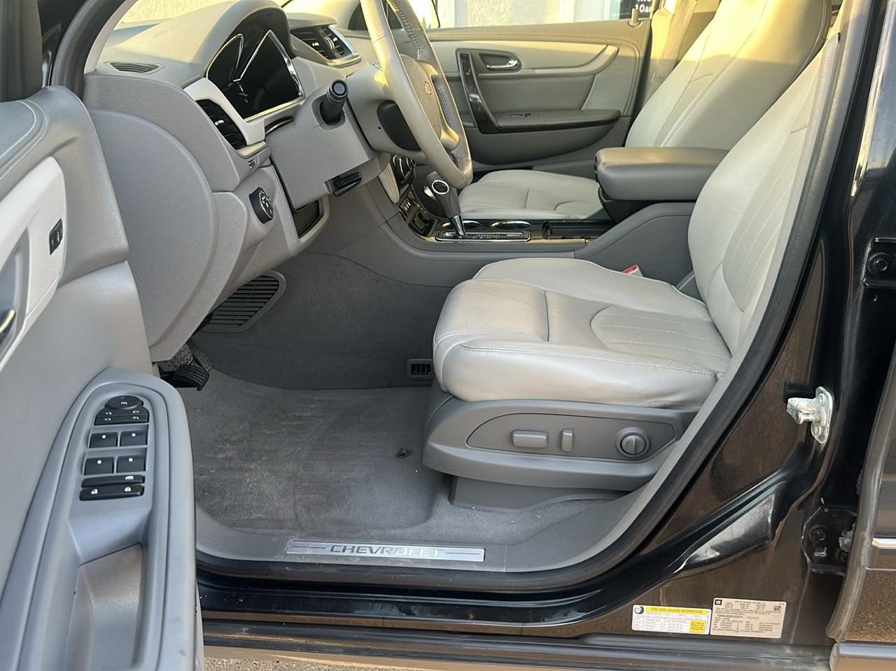 Chevrolet Traverse AWD 4dr LTZ 2015