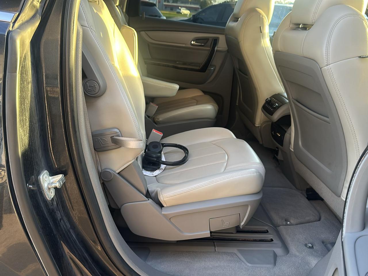 Chevrolet Traverse AWD 4dr LTZ 2015