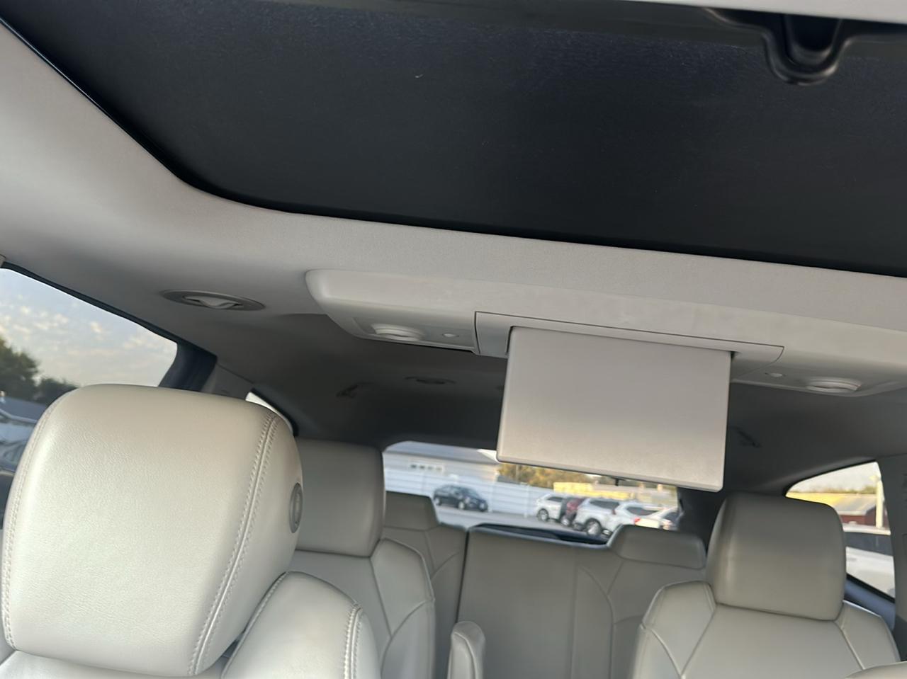 Chevrolet Traverse AWD 4dr LTZ 2015