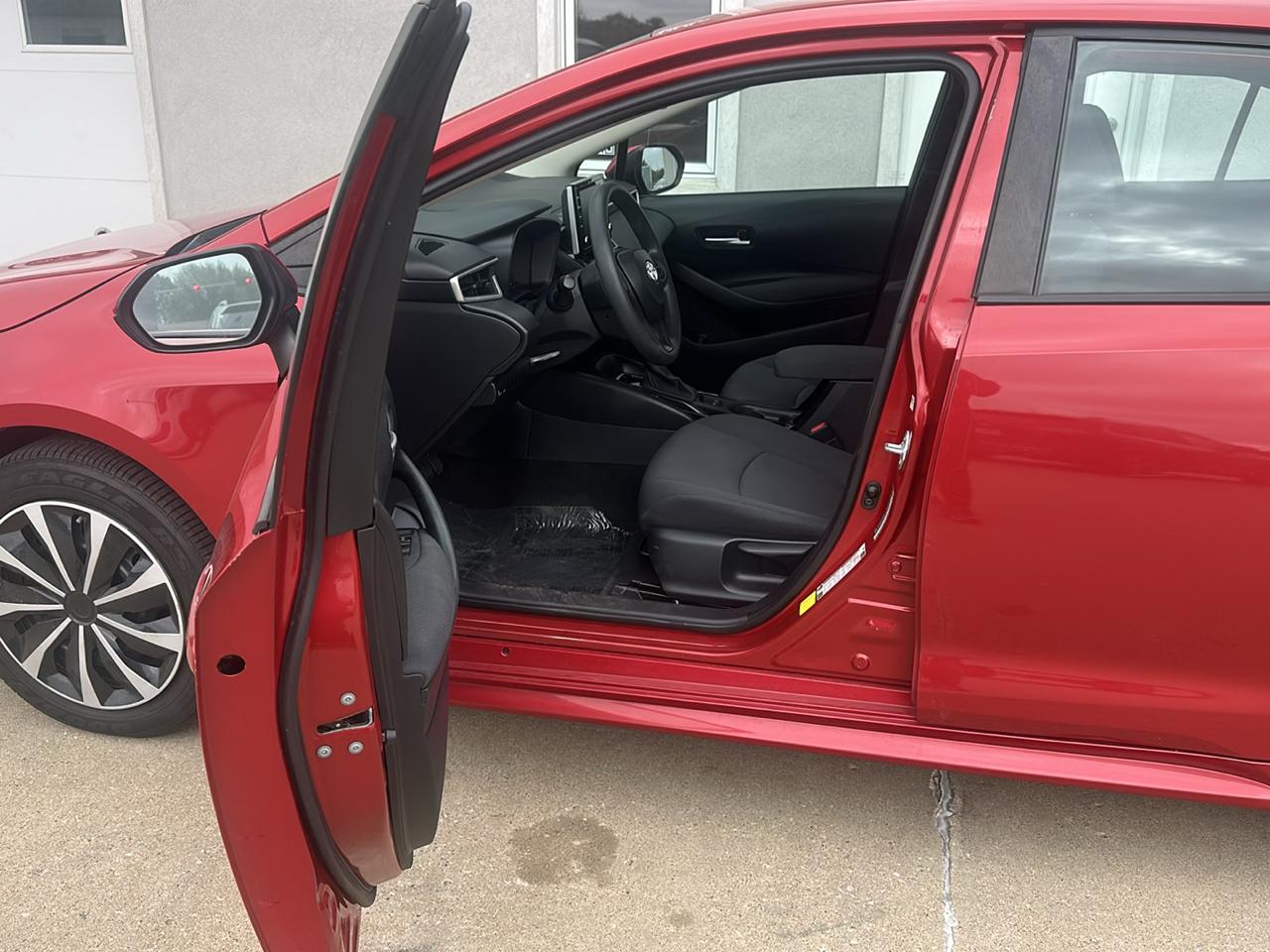 Toyota Corolla LE CVT (Natl) 2020