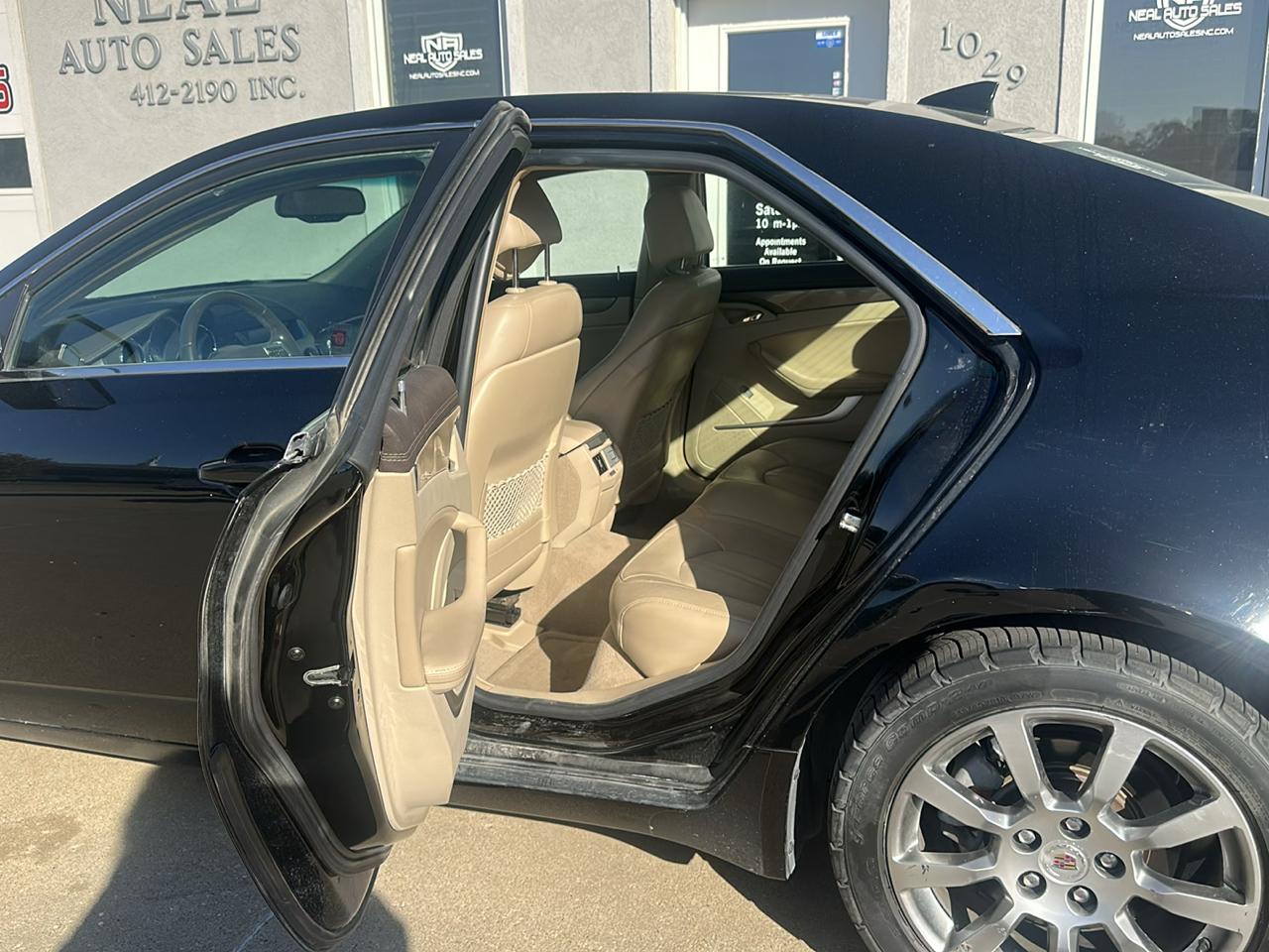 Cadillac CTS 4dr Sdn AWD w/1SA 2009