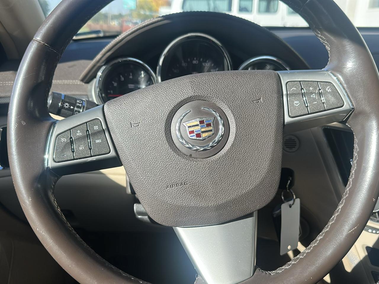 Cadillac CTS 4dr Sdn AWD w/1SA 2009