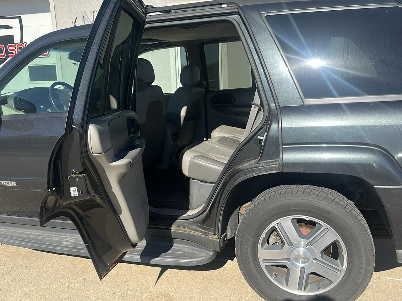 Chevrolet TrailBlazer 4dr 4WD LT 2004