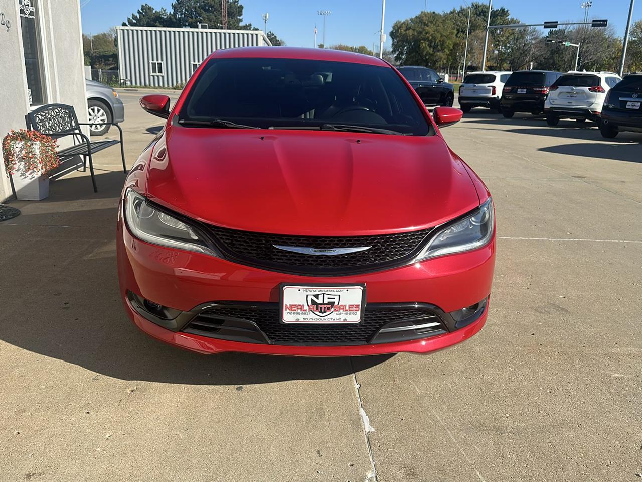 Chrysler 200 4dr Sdn S AWD 2016