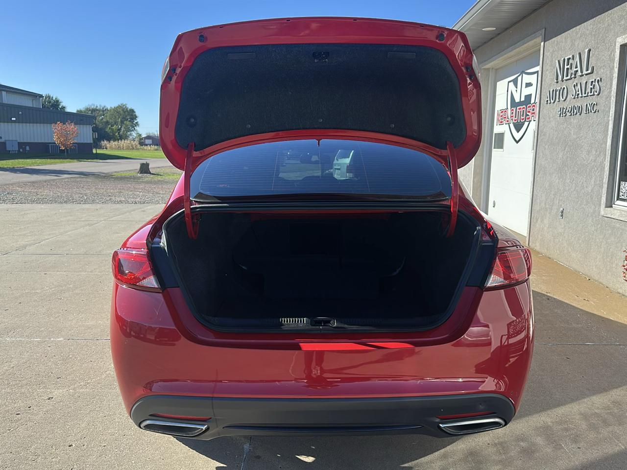Chrysler 200 4dr Sdn S AWD 2016