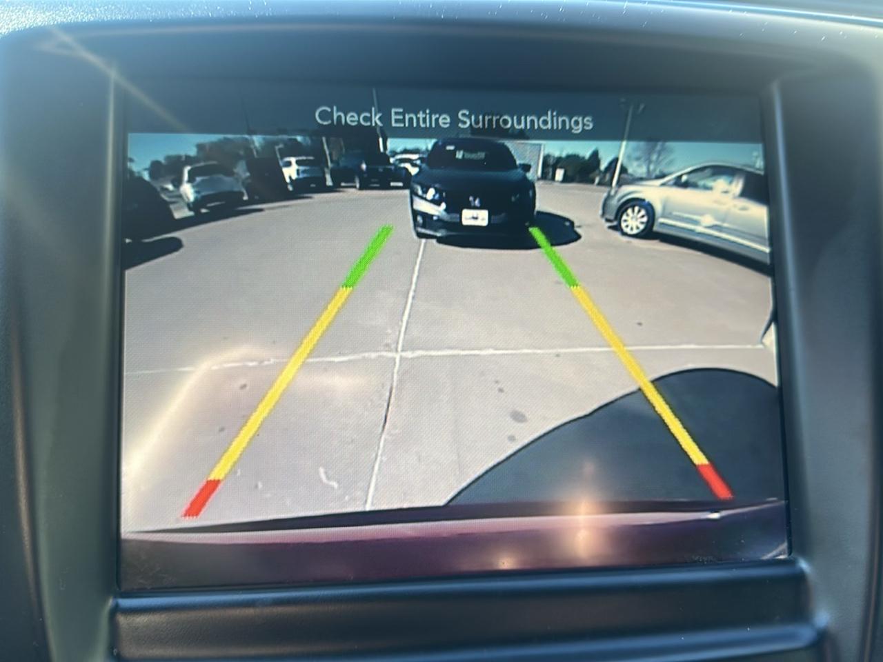 Chrysler 200 4dr Sdn S AWD 2016