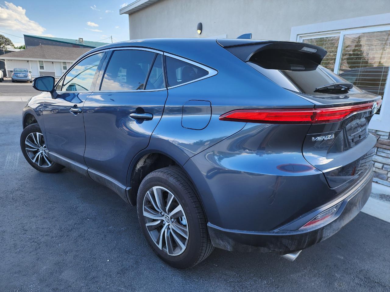 Toyota Venza LE 2024