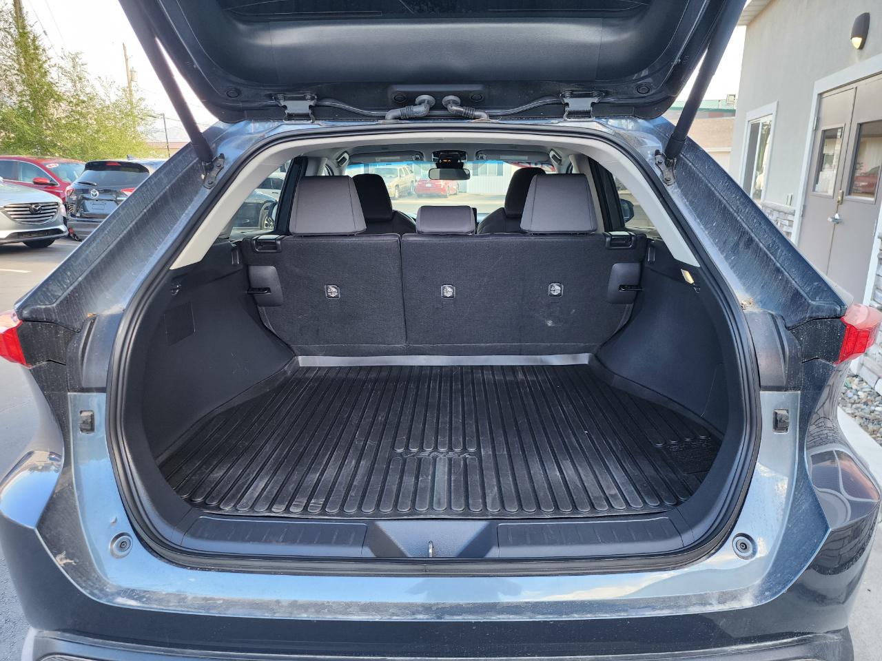 Toyota Venza LE 2024