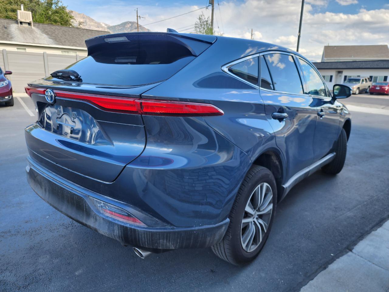 Toyota Venza LE 2024