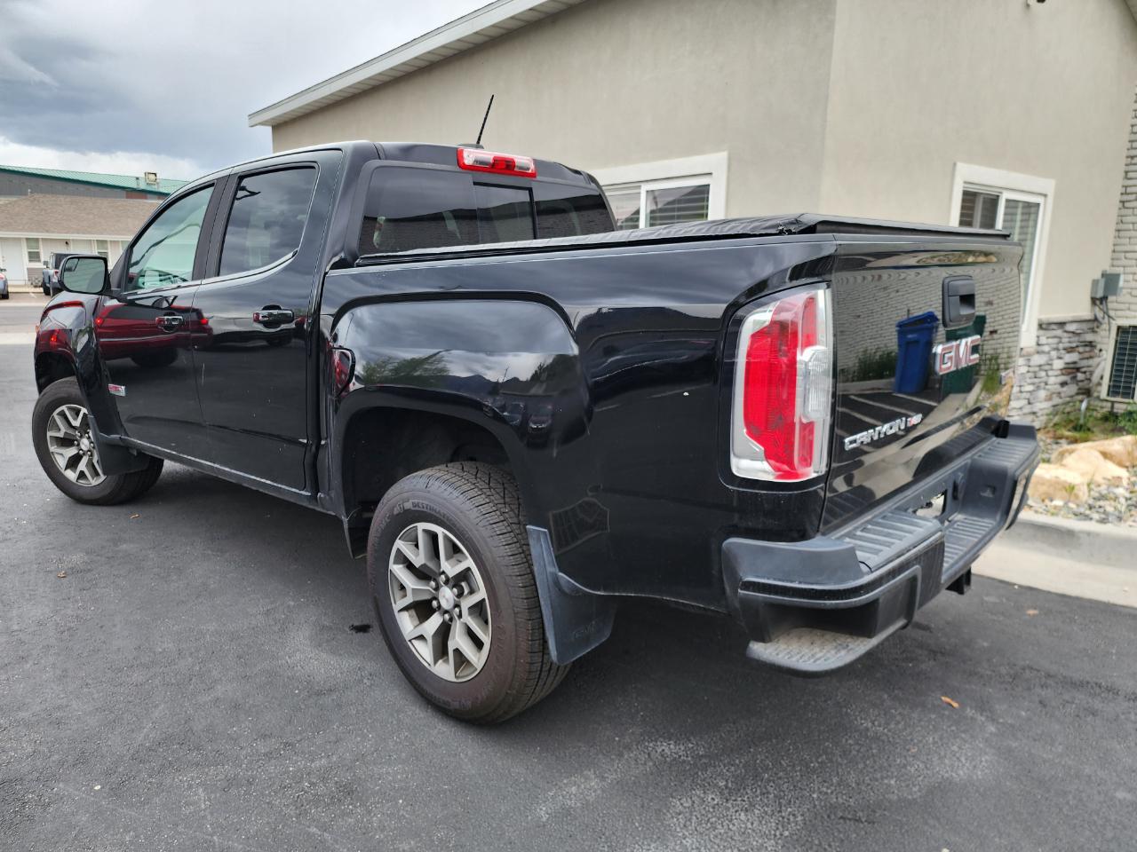 GMC Canyon All Terrain Crew Cab w/Cloth Short Box 4WD 2020