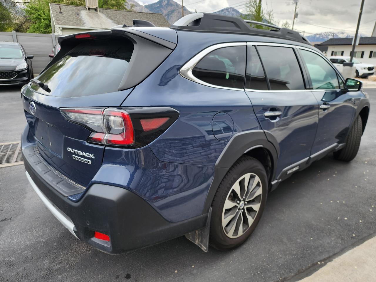 Subaru Outback Touring 2024
