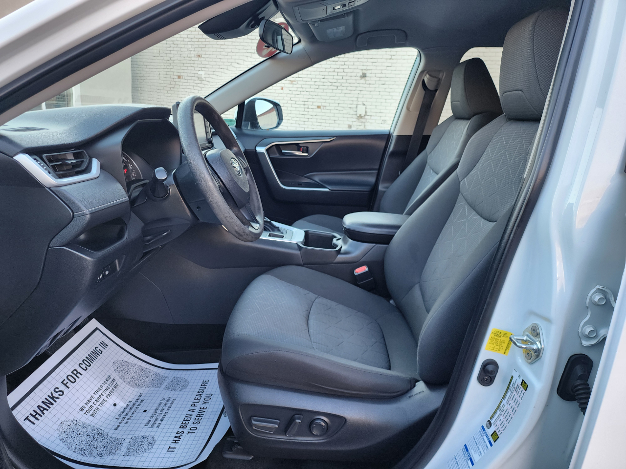 Toyota RAV4 XLE AWD 2022