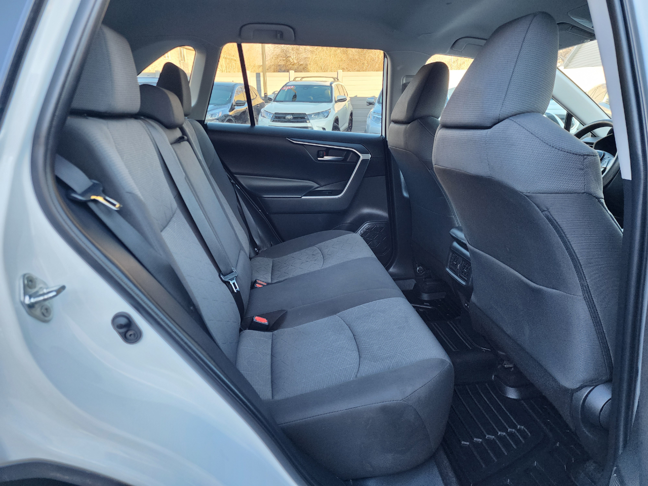 Toyota RAV4 XLE AWD 2022