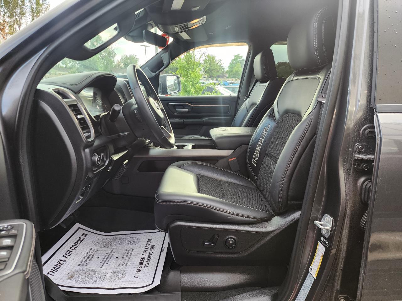 RAM 1500 Rebel Crew Cab SB 4WD 2021