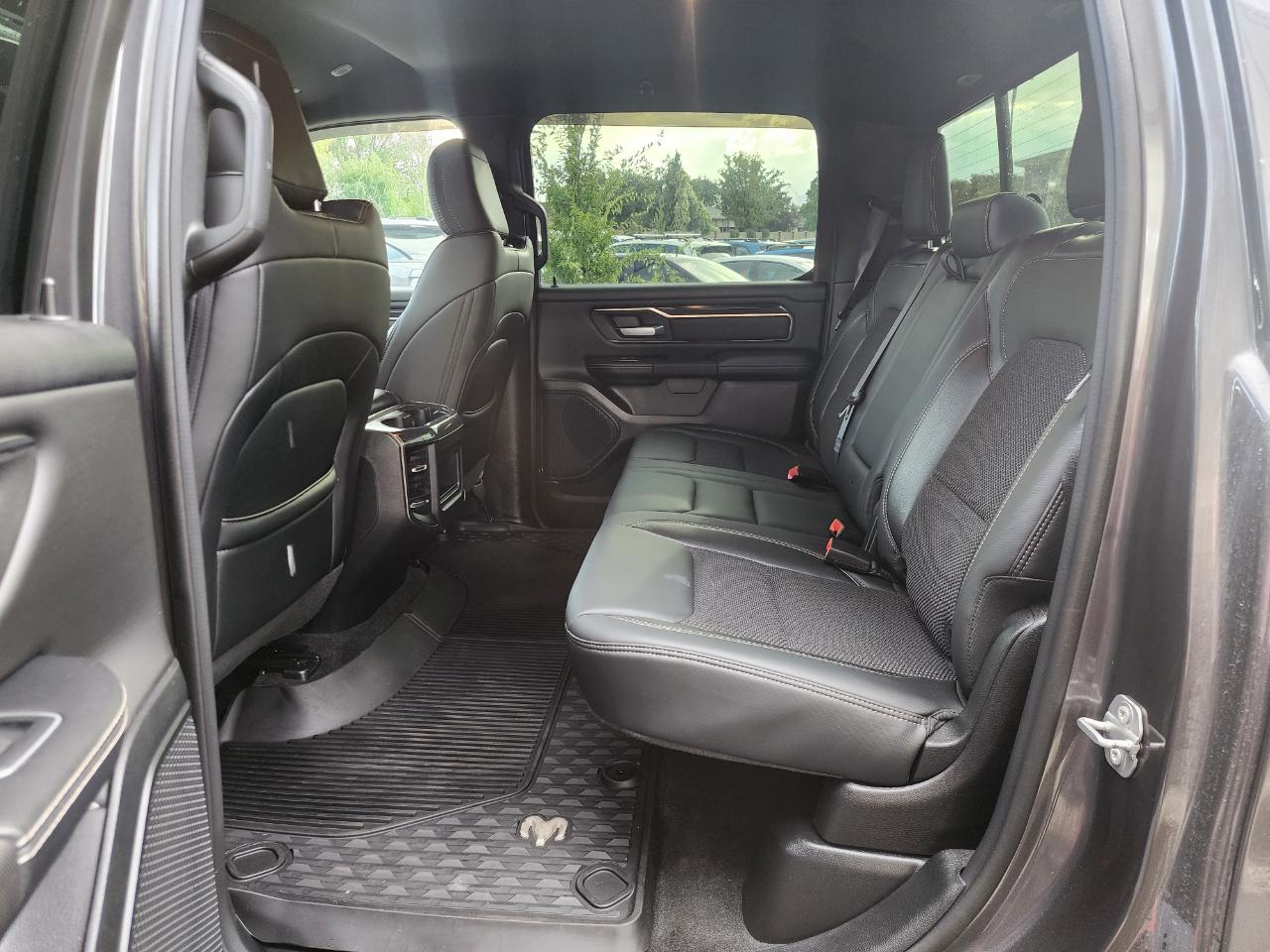 RAM 1500 Rebel Crew Cab SB 4WD 2021