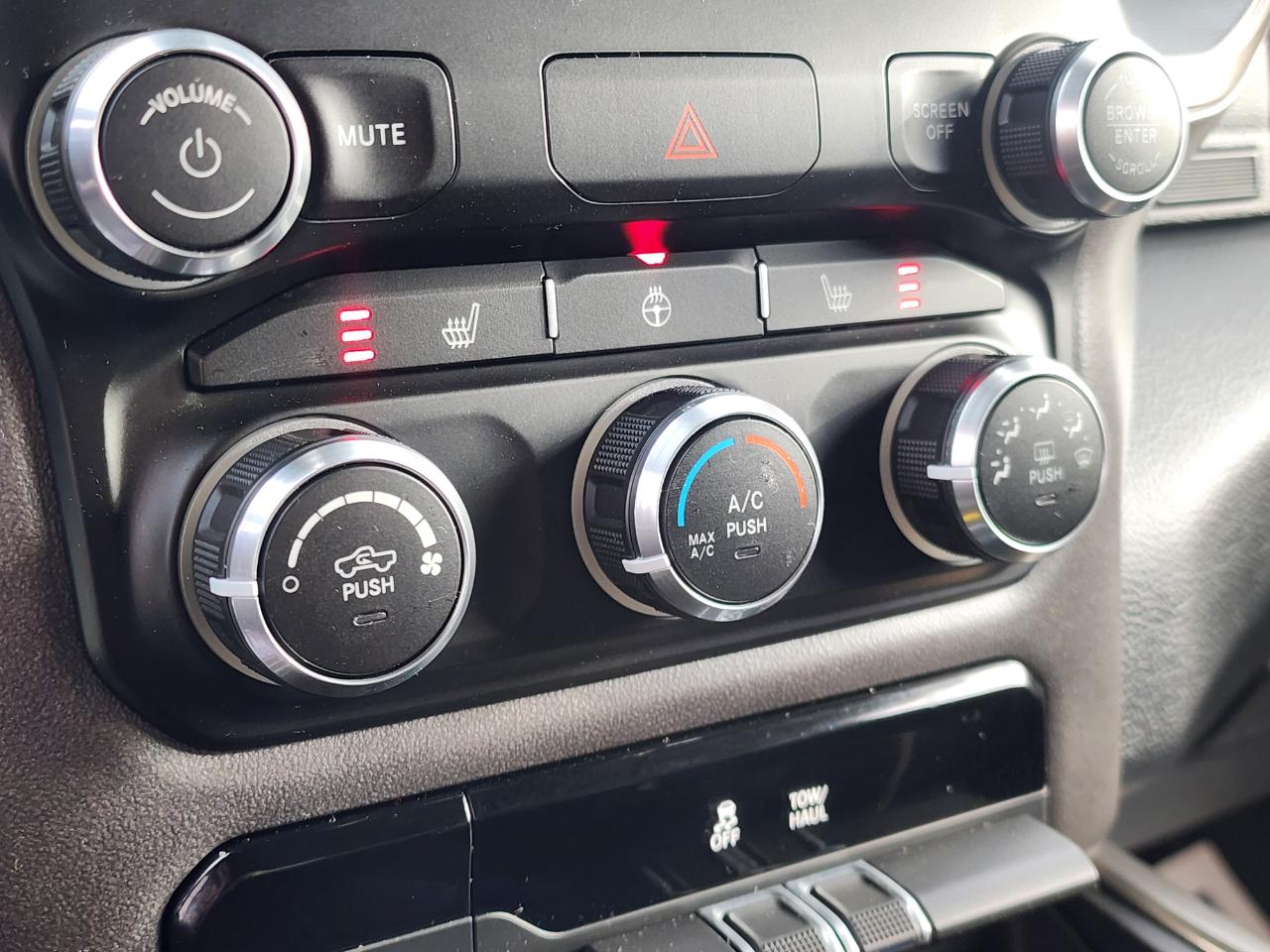 RAM 1500 Rebel Crew Cab SB 4WD 2021