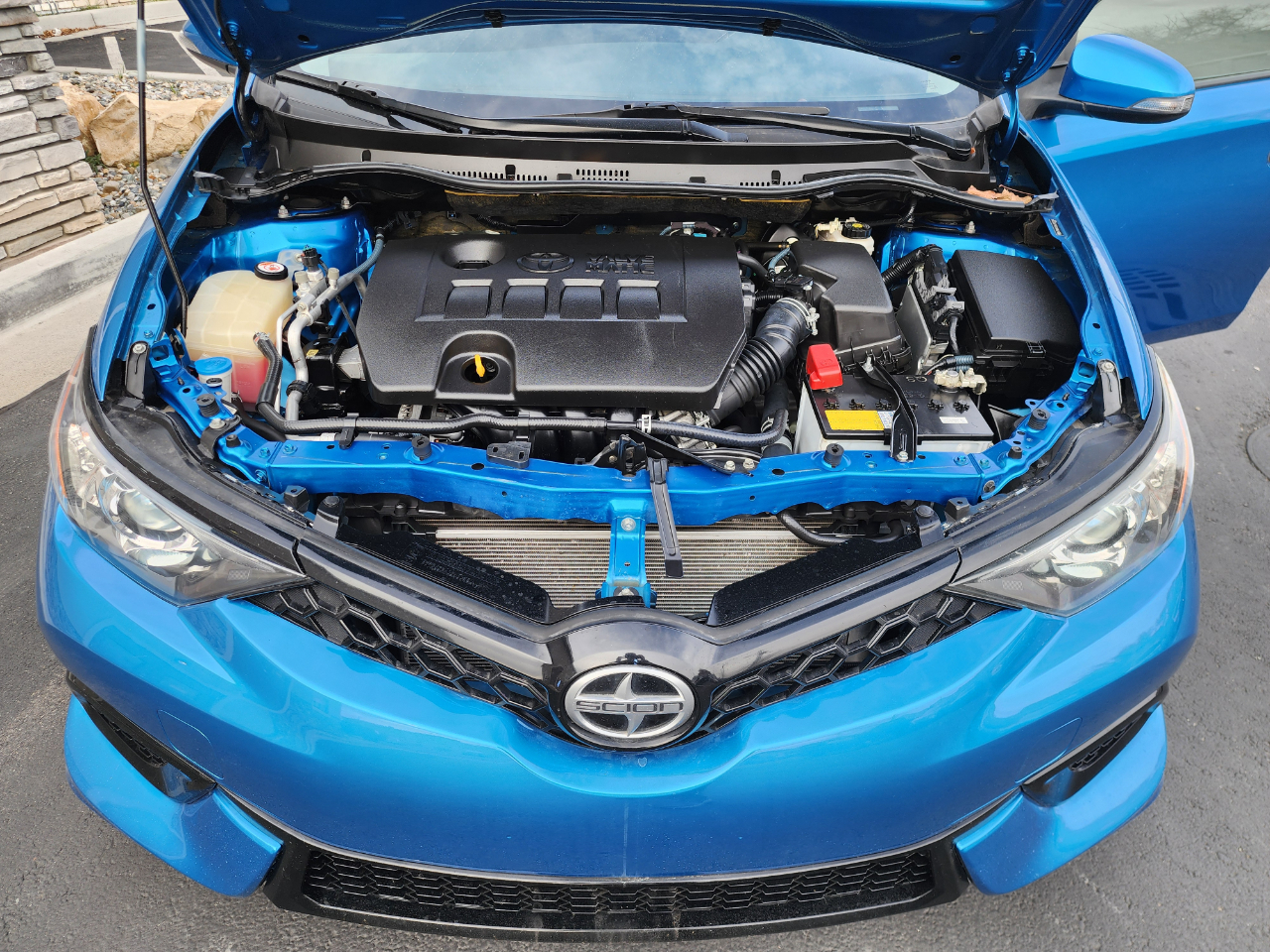 Scion iM CVT 2016