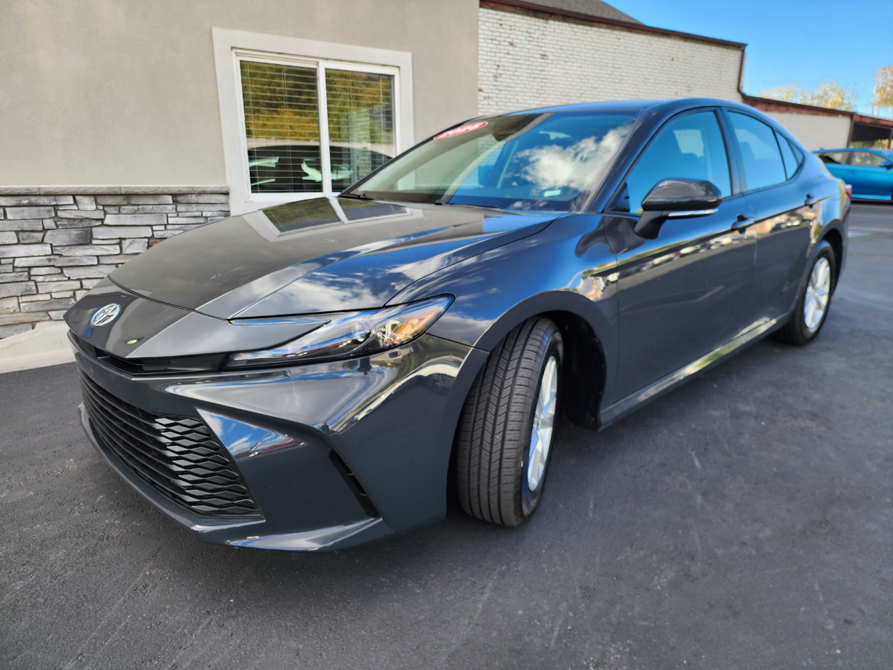 Toyota Camry Hybrid LE 2025 Toyota Camry Hybrid LE 2025