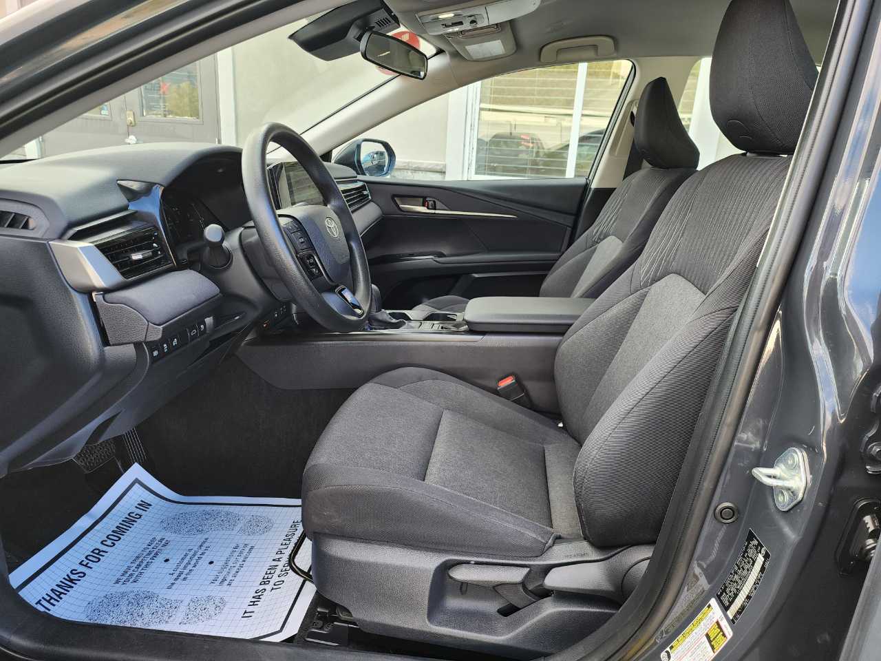 Toyota Camry Hybrid LE 2025 Toyota Camry Hybrid LE 2025
